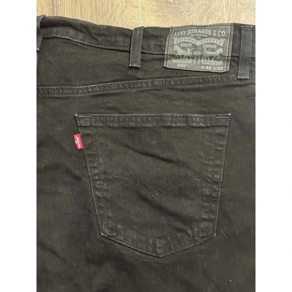 Levis 559 Relaxed Straight Jeans Mens 42x32 Black WaterLess Denim Pants